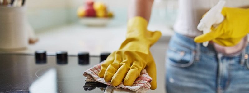 211227093801-home-holiday-cleaning-lead